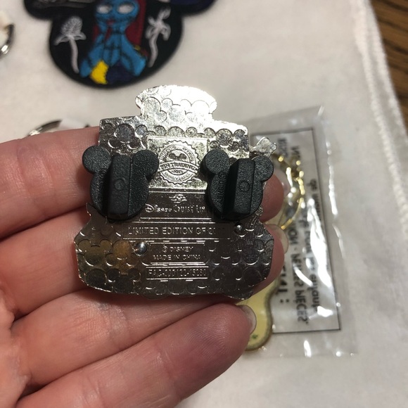 Disney keychains, patches, and Disney trading collectible pins bundle - Picture 7 of 11